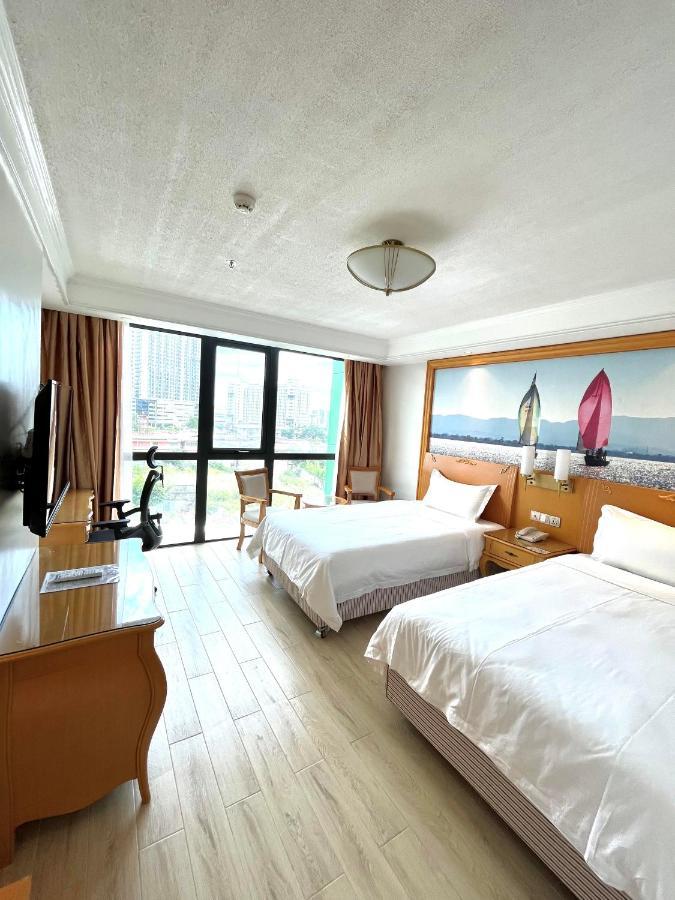 Royal J Hotel セブ市 エクステリア 写真