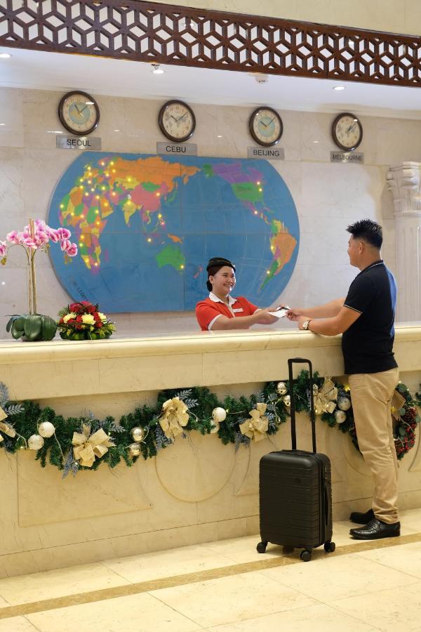 Royal J Hotel セブ市 エクステリア 写真